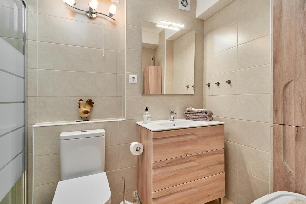 Apartment In Альґарробо-Коста Екстер'єр фото
