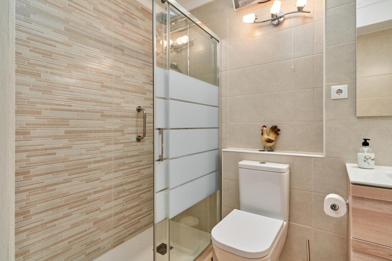 Apartment In Альґарробо-Коста Екстер'єр фото